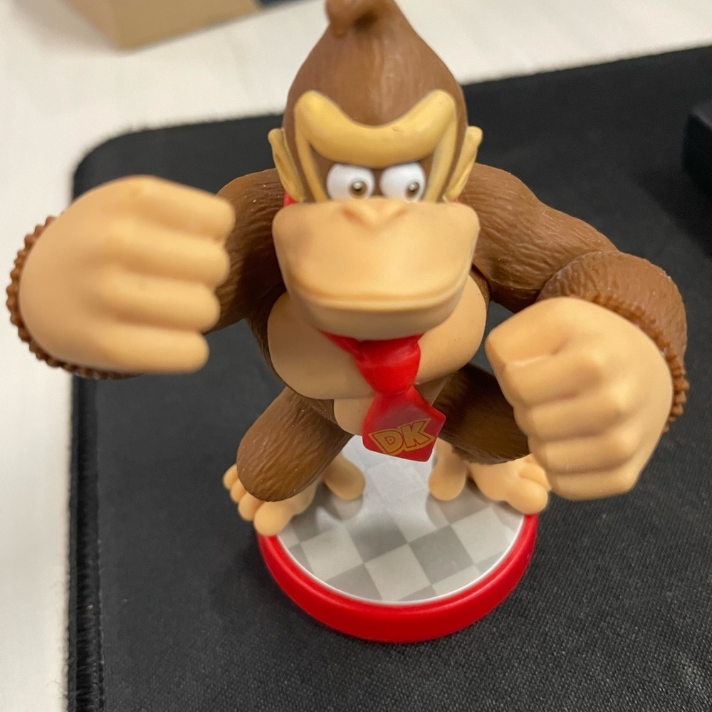 Donkey Kong Amiibo Super Mario Party 3DS Switch Wii U Nintendo Red Base 10 MP10